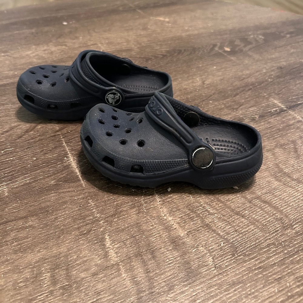 Crocs